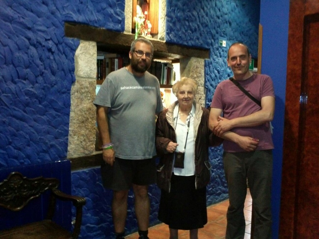 Con Milagros de la posada del Rey de Llanes